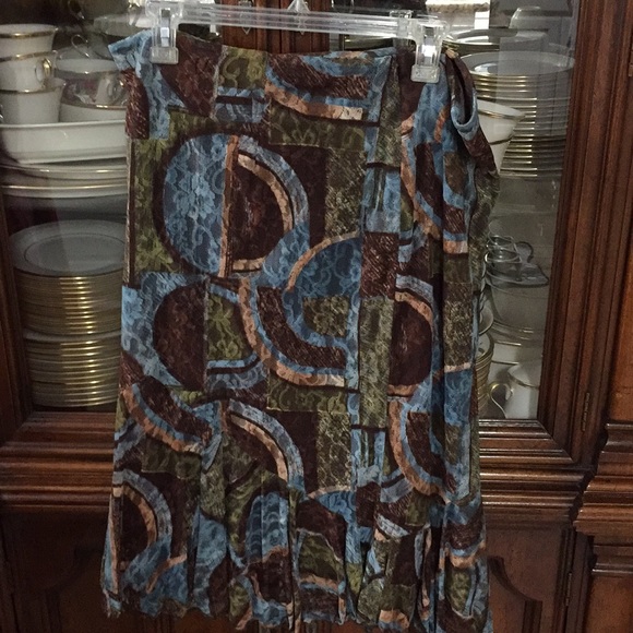 Set of skirt and top - Picture 1 of 2